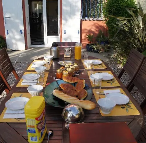 L'orangeraie Bed & Breakfast Elne